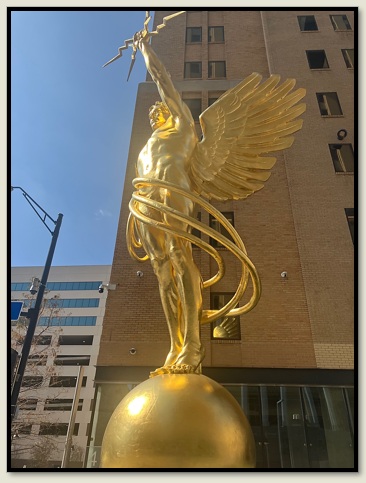 'The Spirit of Communication' statue in Dallas's AT&T Discovery District